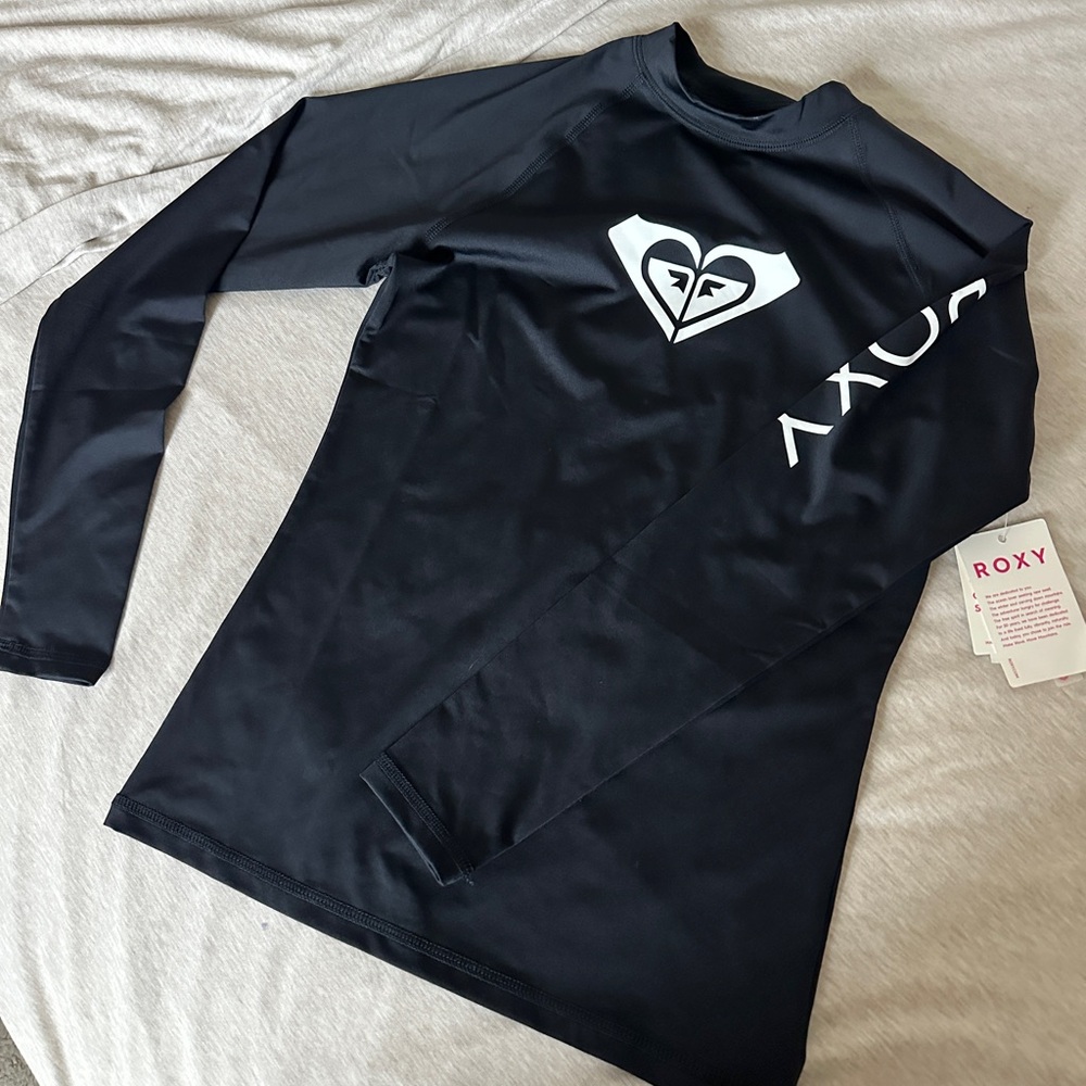 Roxy Women's Black Long Sleeve Rash Guard - Picture 9 of 12
